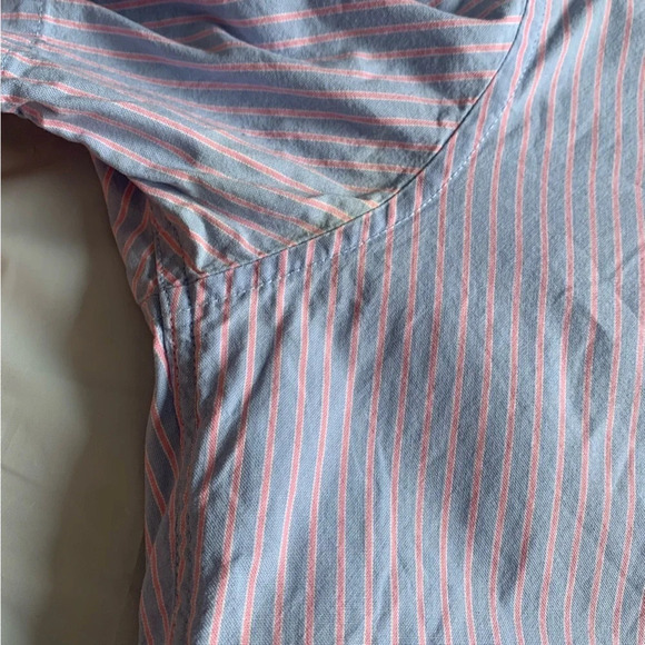 ๐ Menโs Tommy Hilfiger Short Sleeve Shirt - Size M ๐ - Picture 3 of 8